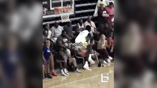 (via ballislife/X) #basketball #dunk #sports #wild