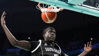 South Sudan’s Nuni Omot DOMINATES at AfroBasket 2025! ?
