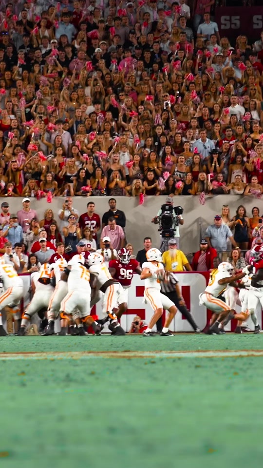 coast 2⃣ coast! @Zabien Brown #alabamafootball #bryantdennystadium ...