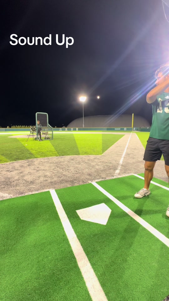 Nothing like posting bp homers #d1 #baseball #homerun #foryou #college