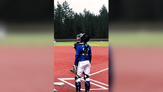 13 year old hits 300+ ft homerun in @Perfect Game tournament. #homeru...