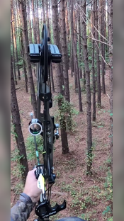 Can’t beat it with a stick #archery #bowhunting #deer #beastbroadhead...