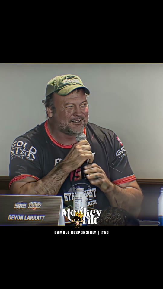 Devon stopped Kurdecha Play Online at @monkeytilt #gym #wrestling...