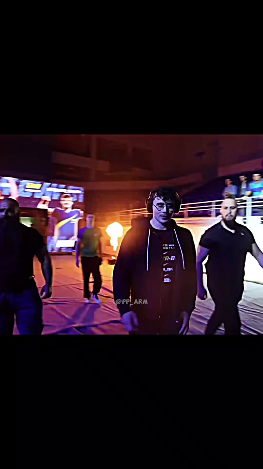 akimbo vs samushia #armwrestler #armfighting #eatvswest #armwrestlin...