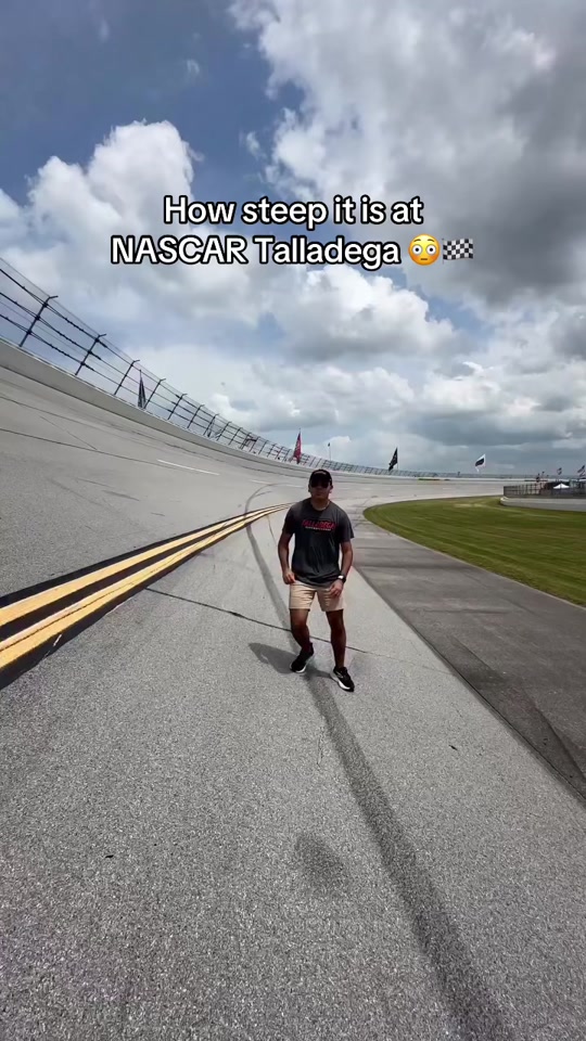Whoa @B/R Racing (via @nascar) #nascar #nascartiktok #racing