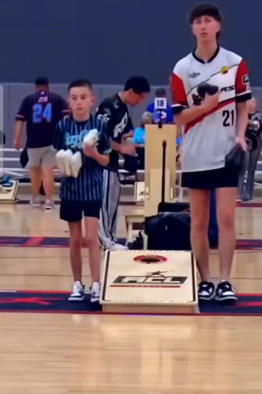 When the last bag’s like, ‘Everybody in the pool. #CORNHOLE