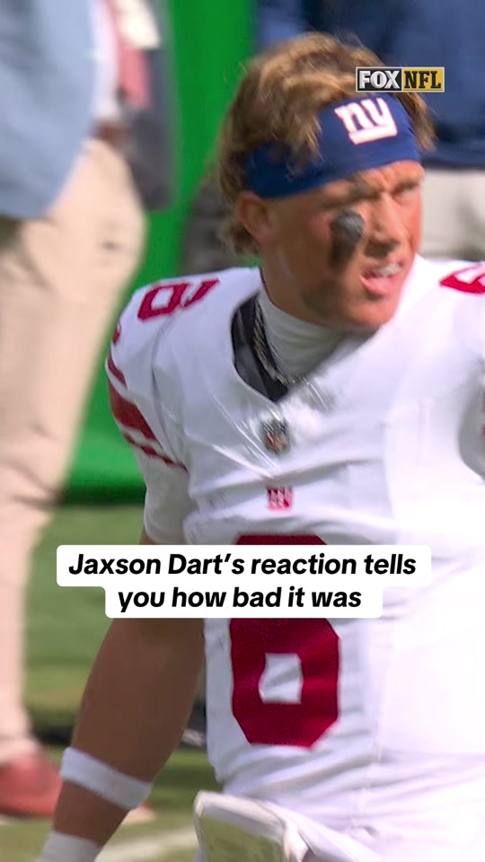 Prayers up for Skattebo#nfl #newyorkgiants #philadelphiaeagles