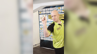 Darts Masterclass with Michael Van Gerwen #darts #pdc #pdceurope ...