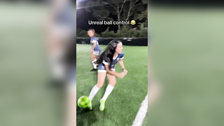 Entire team didn’t stand a chance ‍ (via @ATHENEA FC) #soccer