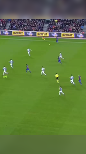 Messi dribbling is just unstoppable #messi #footballtiktok #viral...