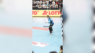 Goalkeeping perfection by Andi Wolff @THW Kiel #daikinhbl #hbl #ha...