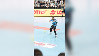 Goalkeeping perfection by Andi Wolff @THW Kiel #daikinhbl #hbl #ha...