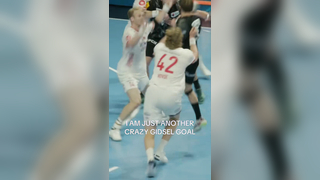 Thanks for waiting and not continuing scrolling #ehfl #gidsel #hand...