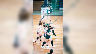@Melu tirando acrobacias #handball #balonmano #handebol