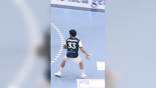 That’s a shot fake in perfection #daikinhbl #hbl #handball