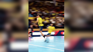 Keeper got cooked here ? #håndbold #handball #ehfel #elm #spin