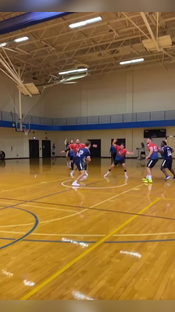 WHAT. #fyp #foryoupage #handballpassion #handballskills #handball_mom...