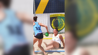 She came to say goodbye #handball #ebtfinals #beachhandball #ehf