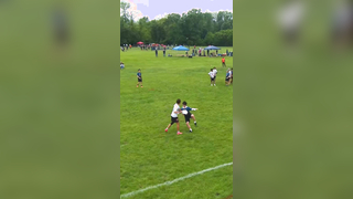 There is nothing over there Wax? #frisbee #ultimatefrisbee #sport #at...