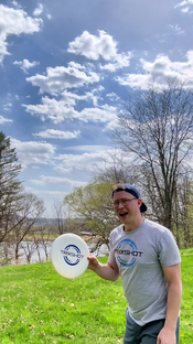 Nice and easy #frisbee #trixshot #trickshot