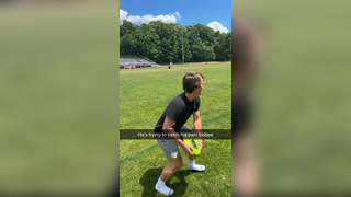 Bro has a future in ultimate frisbee (f*ckjerry/IG) #sports #playmaker