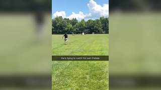 Bro has a future in ultimate frisbee (f*ckjerry/IG) #sports #playmaker