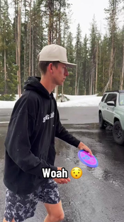 Satisfying (via gannon_buhr/IG) #frisbee #snow #satisfying