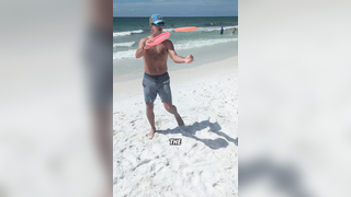 Frisbee#tiktok #funny #fyp #shorts #frisbee