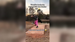 The bounce (via @Hunter Embler) #frisbee #discgolf