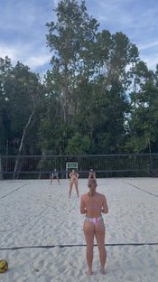 Making it work #volleyball #beachvolleyball #SandVolleyball