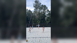 Making it work #volleyball #beachvolleyball #SandVolleyball