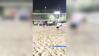 “ Volleyball is so easy “ #volleyball #jumpserve #beachvolleyball #gi...