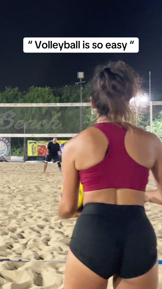 “ Volleyball is so easy “ #volleyball #jumpserve #beachvolleyball #gi...