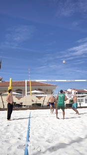 Wait what #beachvolleyball #volleyball #beachvolley @Christian Sørum ...