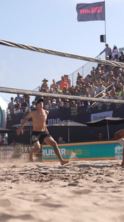 Phil did the thing. Dalhausser puts his own stamp on the grab-and-hol...