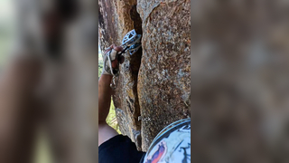 Desperate times, desperate pieces #climbing #tradclimbing #rockclimbing