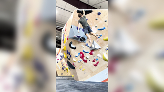 Never let them know your next move ? #bouldering #dyno #movement #...