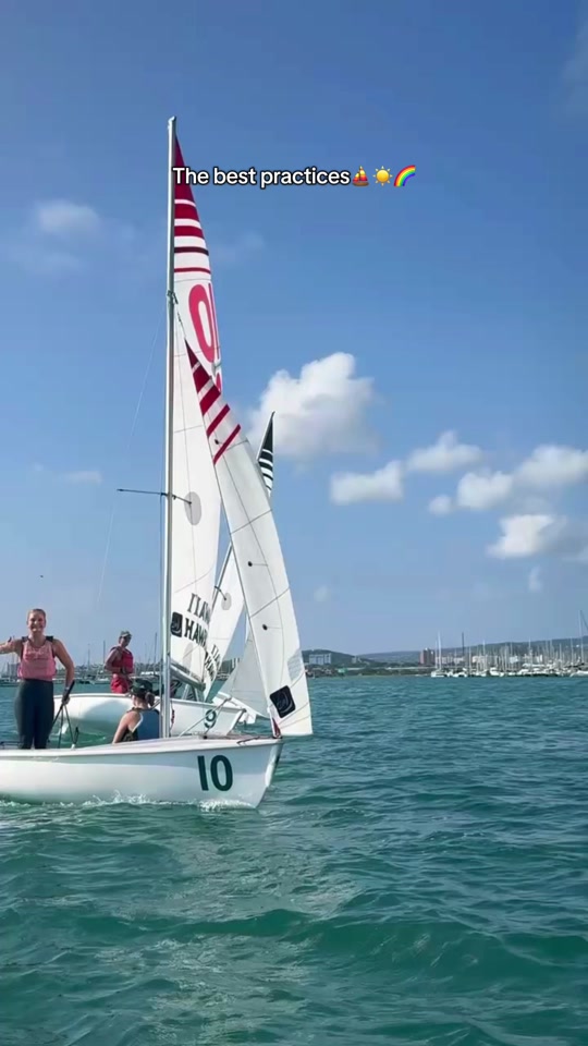 With the best team #uhmanoa #hawaiisailing #gobows #uhathletics #s...