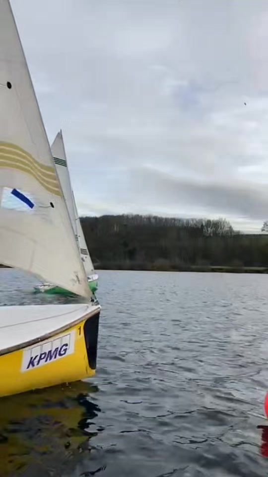 UoN team putting in the *work* #sailtok #fireflysailing #teamracing #...