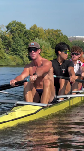 I'll like to row with them @kobe_miller_ #rower #rowing #aviron #...