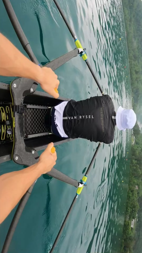 POV : youre rowing on Lake Bled Tristan Vandenbussche