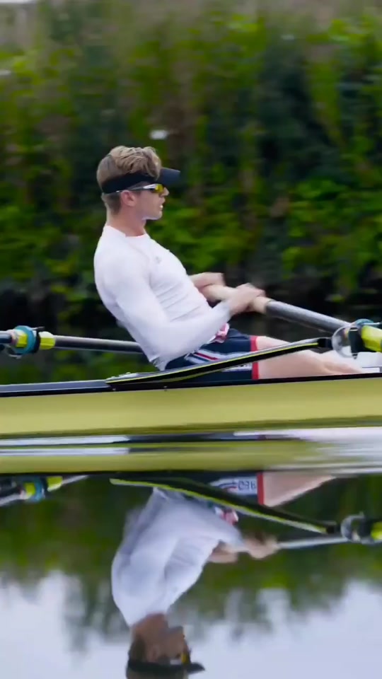 Rowing perfection #rowing #rowingtiktok #remo #watersports reposted:...