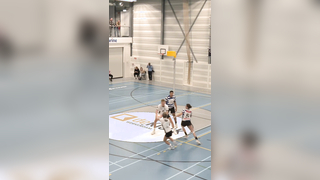 And the name is Annelies Kop #kenonzkorfballeague #ongekendeklass...