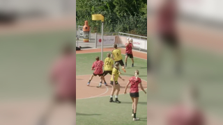 ??’? ????????… Een nieuw seizoen is begonnen Heeft jouw team gewon...