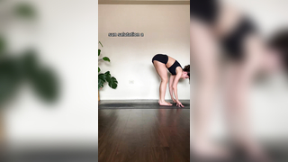 hope this helps @marlasyoga #yoga #workoutroutine #howto #yogaforbe...
