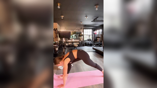 #Morning flow ‍? #Yoga #MorningRoutine #Flow