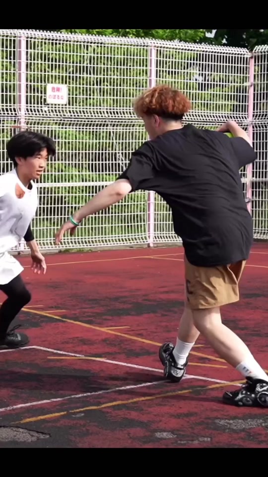 Basketball tricks #whitea #バスケ #streetball #ballislife #ハンドリング