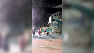 DAYUMMMM he on X games mode luisq_alberto/ig #basketball #dunk #str...