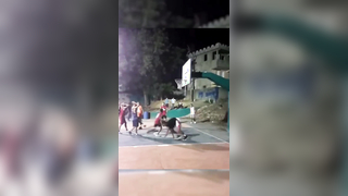 DAYUMMMM he on X games mode luisq_alberto/ig #basketball #dunk #str...