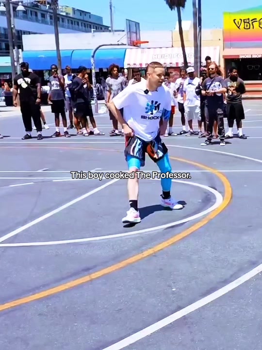 This boy humiliated The Professor. #basketball #streetball #hoops